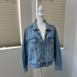 NEW • UNIVERSAL THREAD • Jean Jacket with Studs